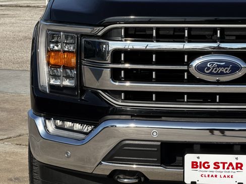 Used 2023 Ford F150 Lariat w/ Trailer Tow Package image 6