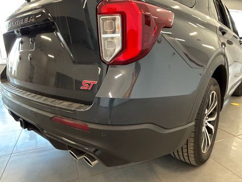 Used 2022 Ford Explorer ST image 21