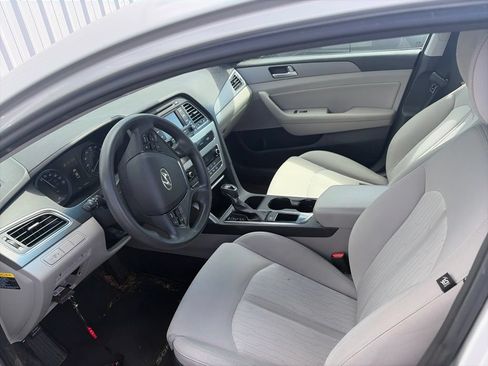 Used 2016 Hyundai Sonata SE FWD image 7