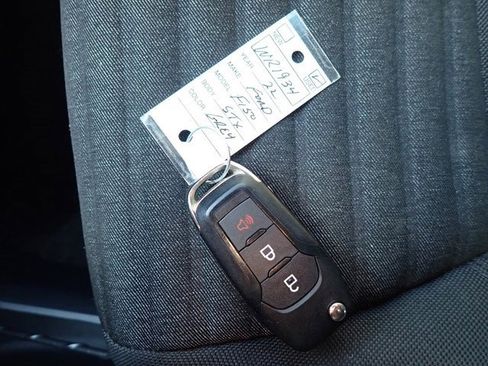 Certified 2022 Ford F150 XL w/ STX Appearance Package image 30