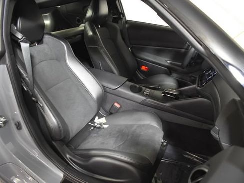 Used 2024 Nissan Z Performance w/ Floor Mat Package RWD image 34