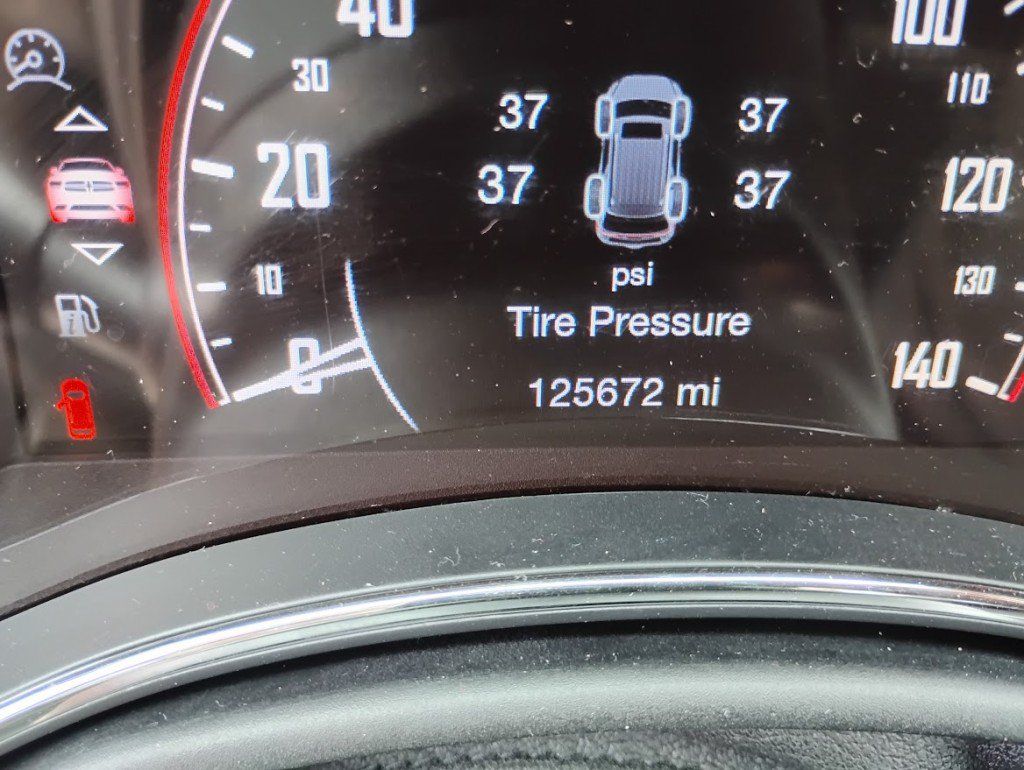 Used 2017 Dodge Durango SXT w/ 3rd Row Seating Group AWD/4WD image 9