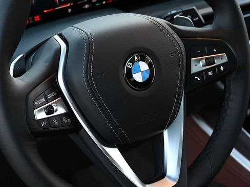 New 2026 BMW X5 xDrive40i w/ Executive Package image 18