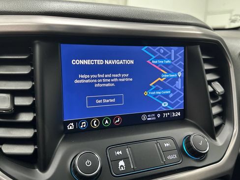 Used 2022 GMC Acadia AT4 w/ Technology Package AWD/4WD image 24