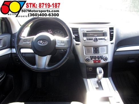 Used 2011 Subaru Legacy 2.5i Premium w/ All-Weather Pkg image 16