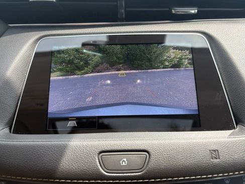 Used 2021 Cadillac XT4 Premium Luxury w/ Cold Weather Package FWD image 37
