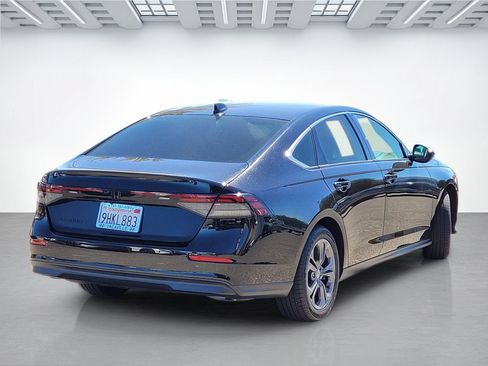 Used 2023 Honda Accord EX image 12