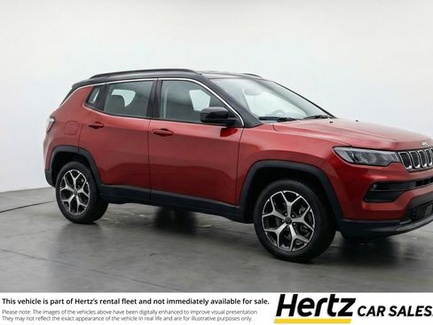 Used 2025 Jeep Compass Limited AWD/4WD image 1