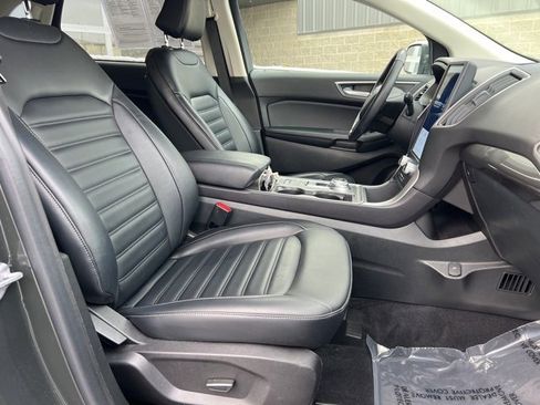Used 2023 Ford Edge SEL image 11