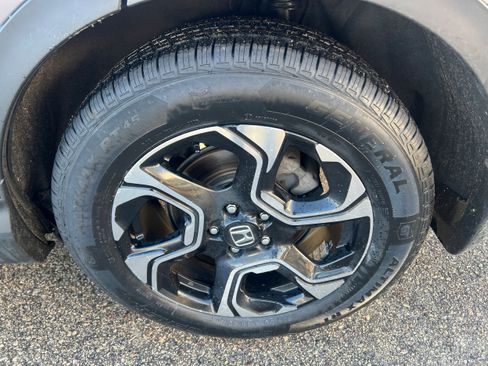 Used 2017 Honda CR-V Touring image 9