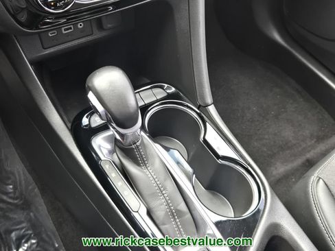 Used 2022 Buick Encore GX Select FWD image 22