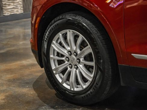 Used 2019 Cadillac XT5 FWD image 50