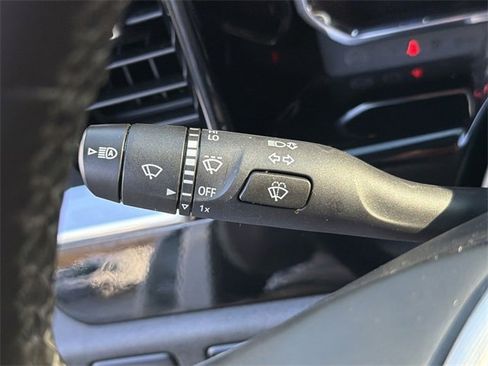 Used 2024 GMC Sierra 2500 SLE w/ SLE Convenience Package image 30