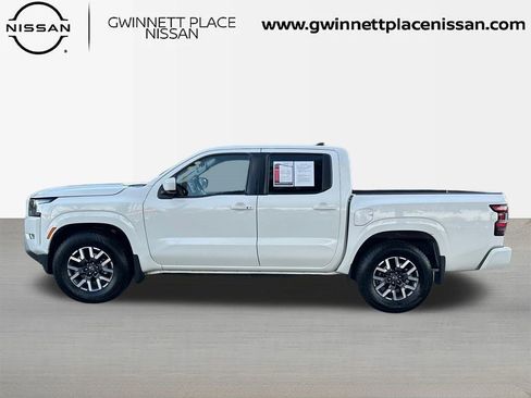 Used 2022 Nissan Frontier SV image 8