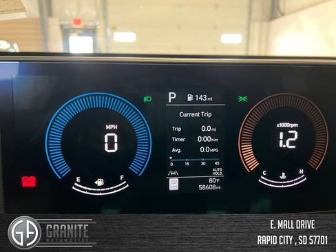 Used 2025 Hyundai Kona SEL FWD image 11