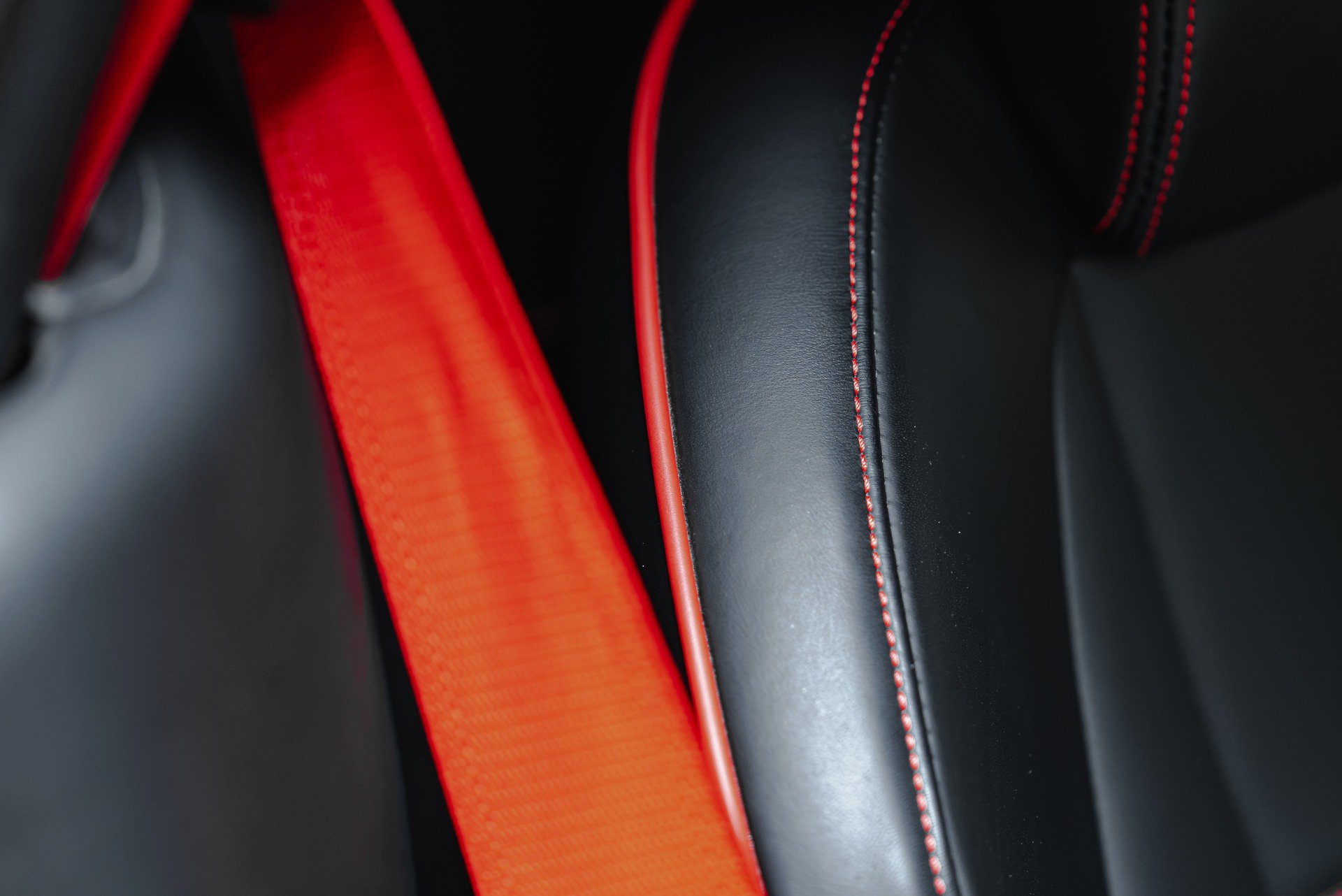 Used 2013 Ferrari 458 Italia Coupe RWD image 42