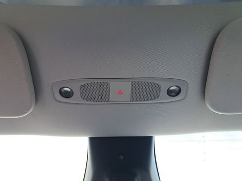 Used 2023 Tesla Model Y Long Range image 32