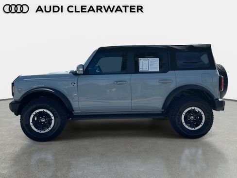 Used 2023 Ford Bronco Outer Banks w/ Sasquatch Package image 4