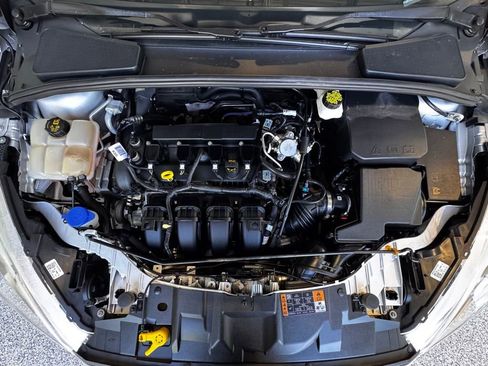 Used 2018 Ford Focus SE FWD image 13