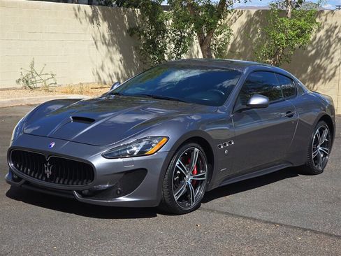Used 2016 Maserati GranTurismo Sport RWD image 5