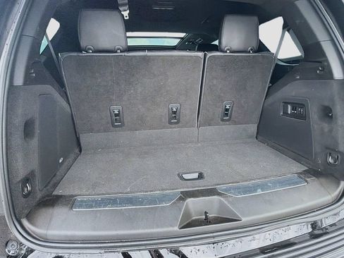 Used 2023 Cadillac Escalade Sport Platinum w/ Heavy-Duty Trailer Package AWD/4WD image 29