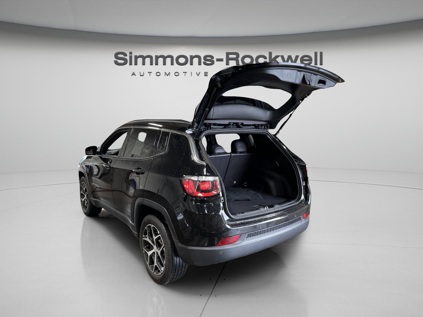 Used 2024 Jeep Compass Limited AWD/4WD image 9