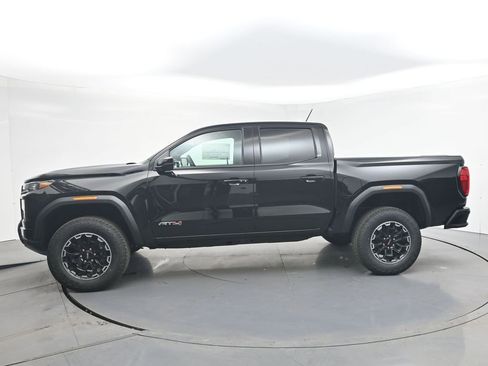 New 2026 GMC Canyon AT4 image 3