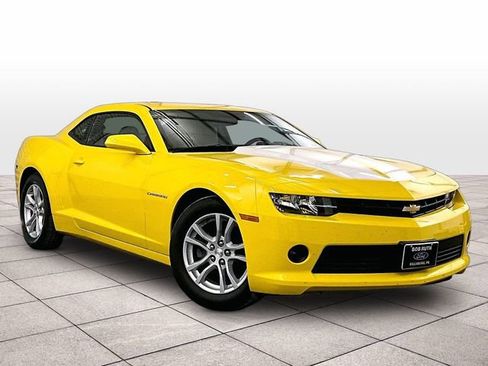 Used 2015 Chevrolet Camaro LT w/ White Rally Stripe Package RWD image 2