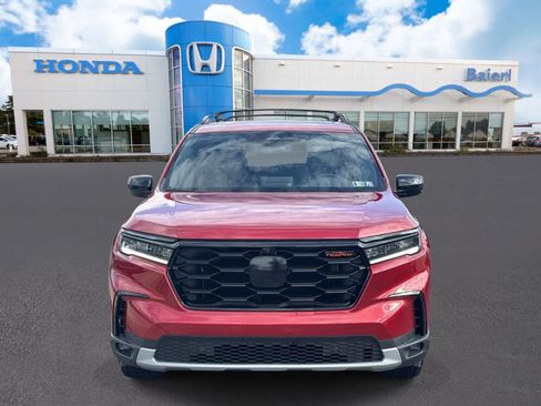 Used 2023 Honda Pilot TrailSport image 8