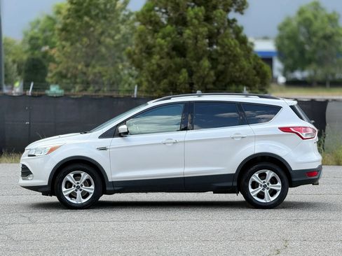 Used 2013 Ford Escape SE FWD image 8