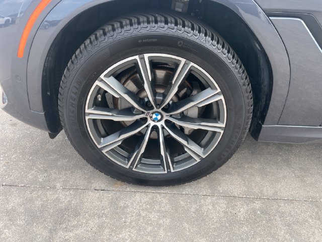 Used 2021 BMW X6 xDrive40i w/ M Sport Package AWD/4WD image 29