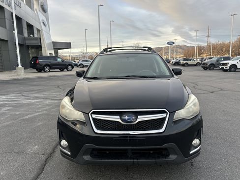 Used 2016 Subaru Crosstrek 2.0i Limited w/ 17" Wheel Sport Package image 8