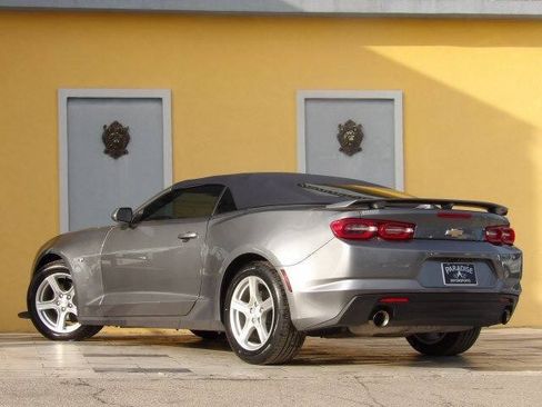 Used 2021 Chevrolet Camaro LT RWD image 13