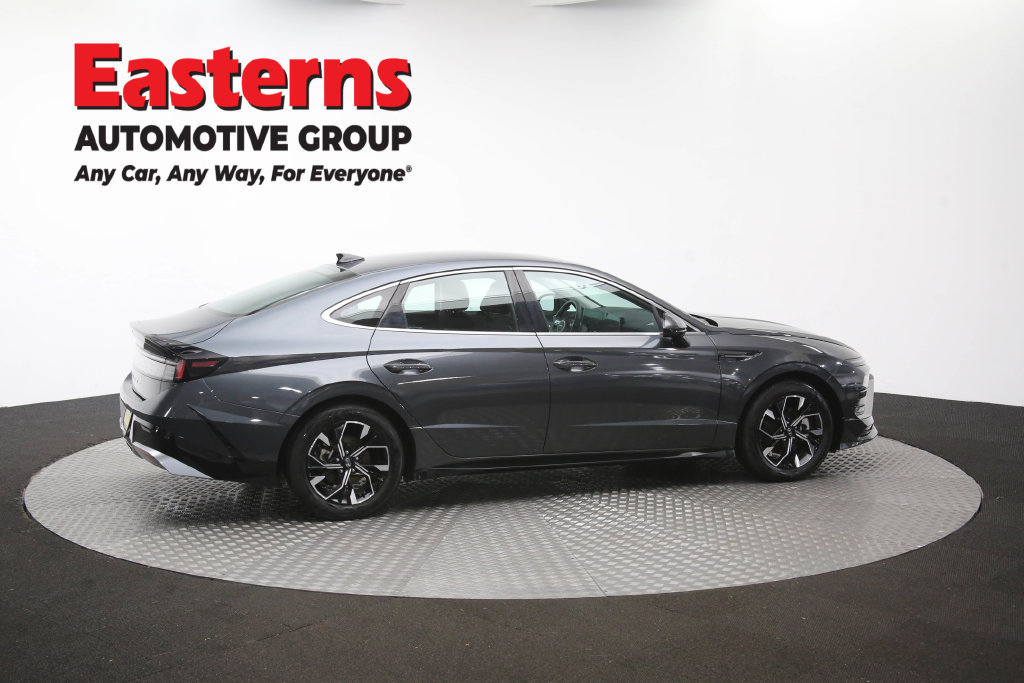 Used 2025 Hyundai Sonata SEL FWD image 46