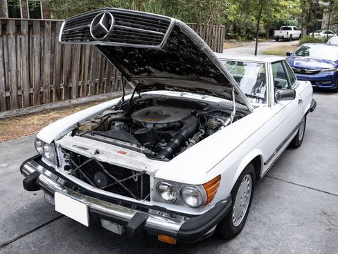 Used 1988 Mercedes-Benz 560 SL image 15
