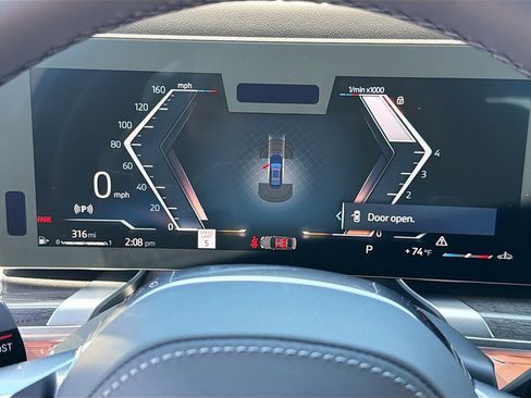 New 2026 BMW 760i xDrive image 41