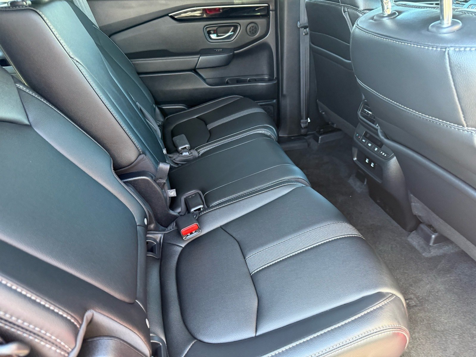 Used 2026 Honda Pilot EX-L image 30