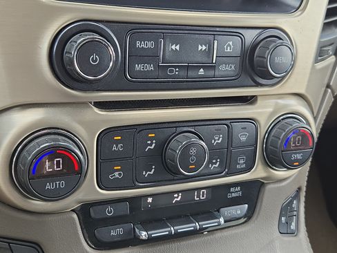 Used 2020 GMC Yukon Denali AWD/4WD image 31