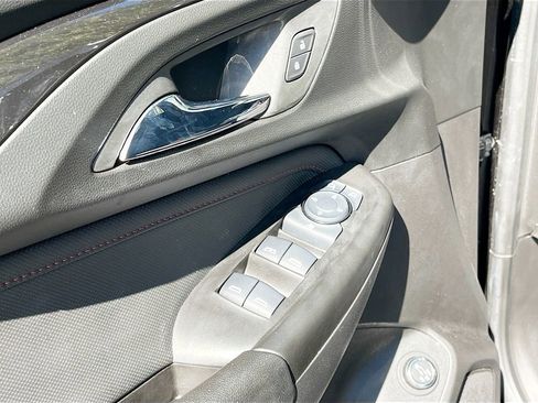 Used 2023 Chevrolet TrailBlazer RS w/ Sun and Liftgate Package image 17