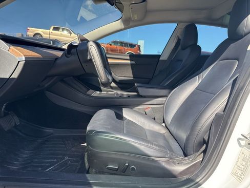 Used 2022 Tesla Model 3 Long Range image 6