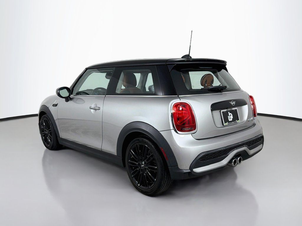 Used 2024 MINI Cooper S w/ Signature Upholstery Package FWD image 7