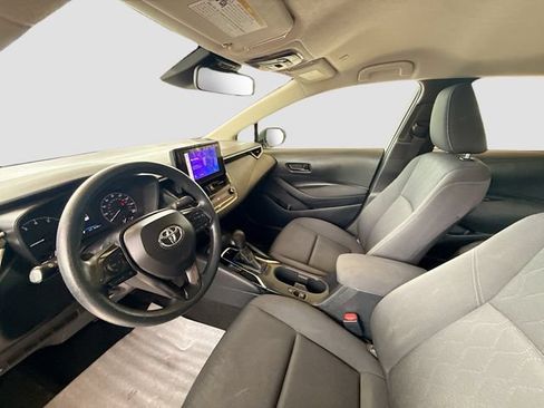 Used 2024 Toyota Corolla LE FWD image 19