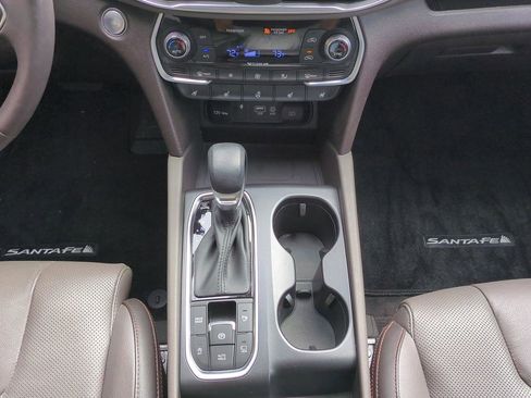 Used 2020 Hyundai Santa Fe Limited image 19