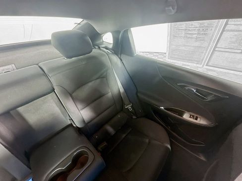 Used 2020 Chevrolet Malibu LT image 14