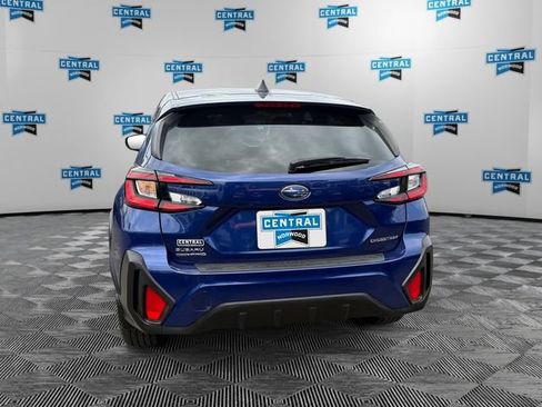 Used 2024 Subaru Crosstrek 2.0i AWD/4WD image 4