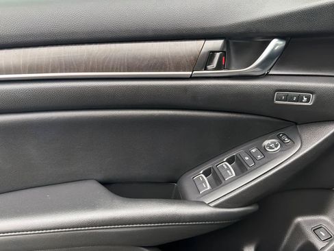 Certified 2021 Honda Accord EX-L image 14