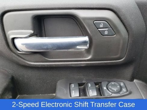 Used 2022 GMC Sierra 2500 Pro w/ Convenience Package image 15