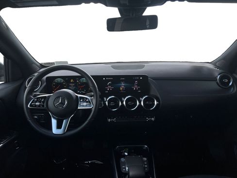 Used 2023 Mercedes-Benz GLA 250 image 10