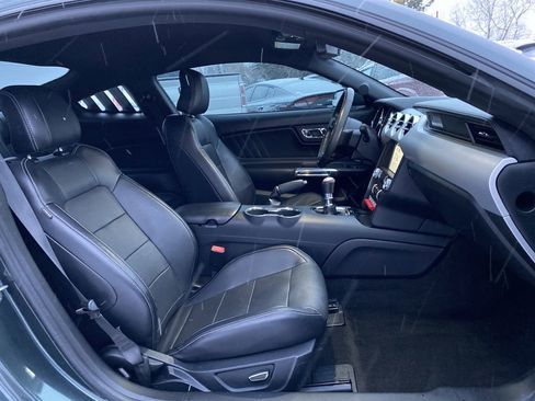 Used 2016 Ford Mustang GT Premium image 39