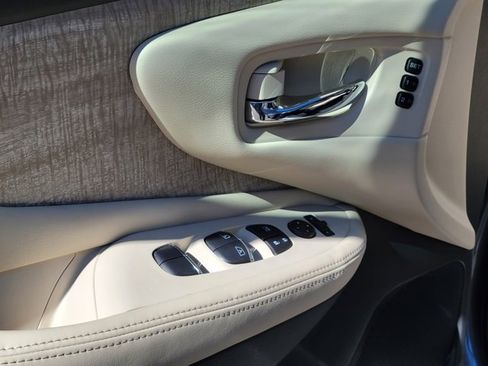 Used 2024 Nissan Murano SL w/ Cargo Package image 26